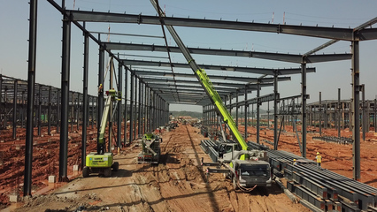 首臺(tái)中大挖即將在中聯(lián)智慧產(chǎn)業(yè)城震撼下線，引領(lǐng)工程機(jī)械智造新篇章